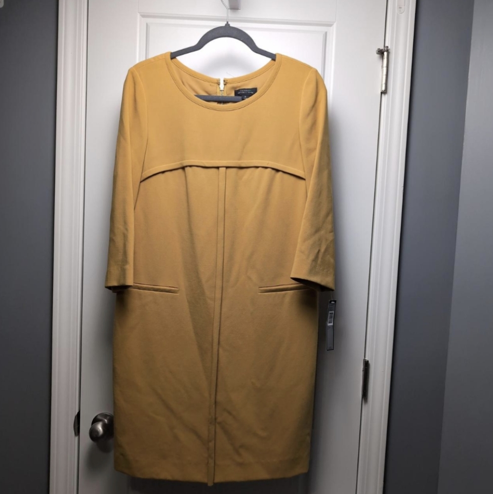 Talahari size 8 NWT $129 original price